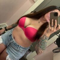 bratty_blakelyxo