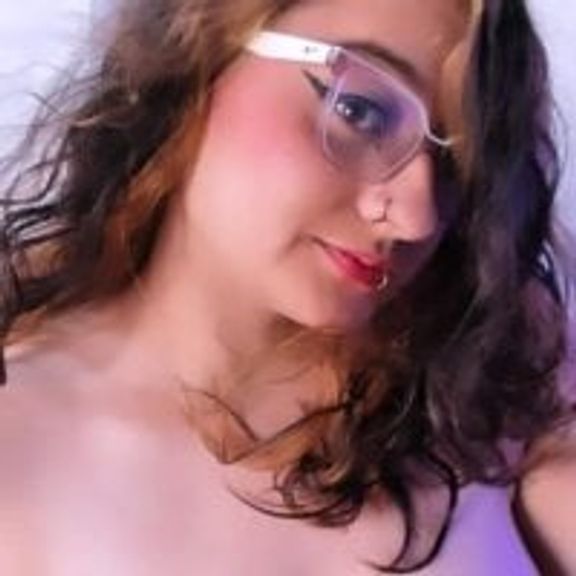 AnnieBigBoobs