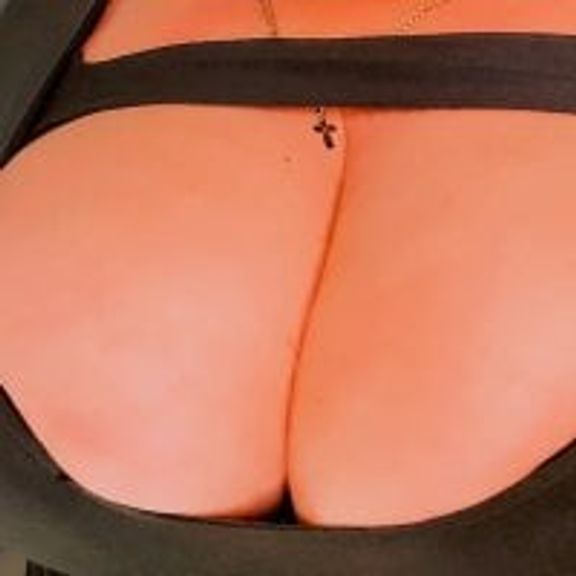 BIGTITSBBW