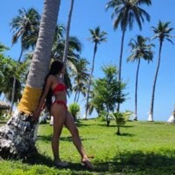 MichelleDiaz_Pink