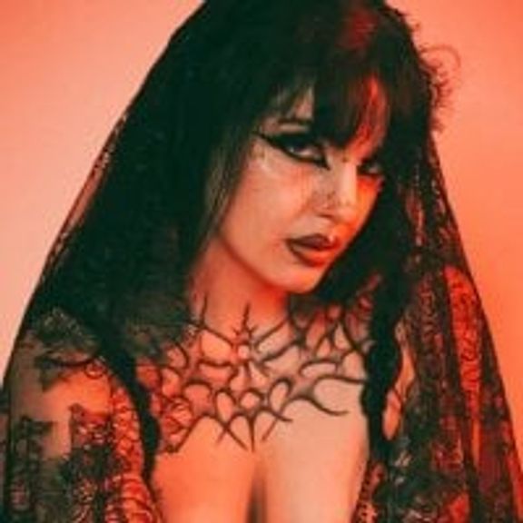sylvia-zesoni