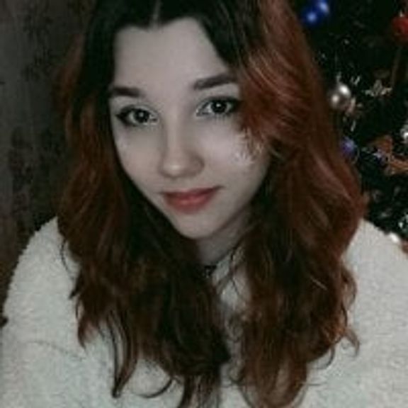 PenelopeOneGrey