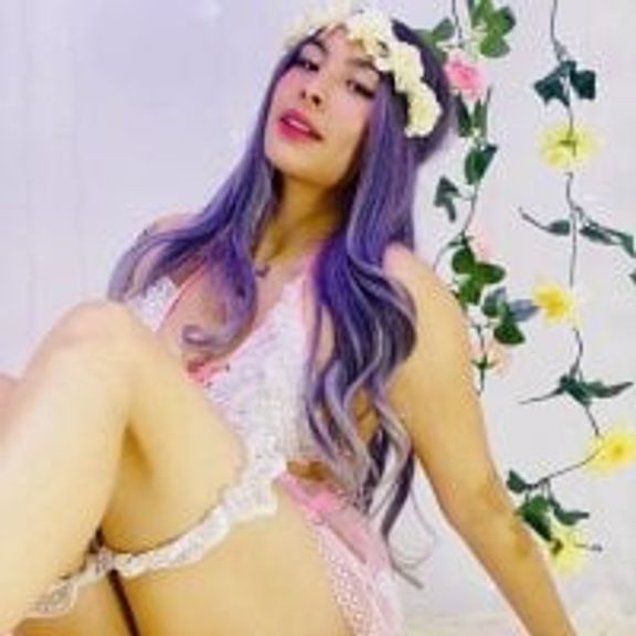 ChloeeTompson_