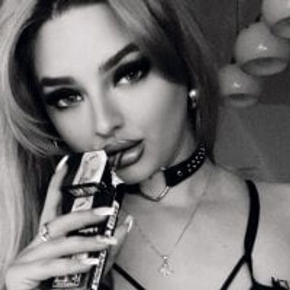 kylieety