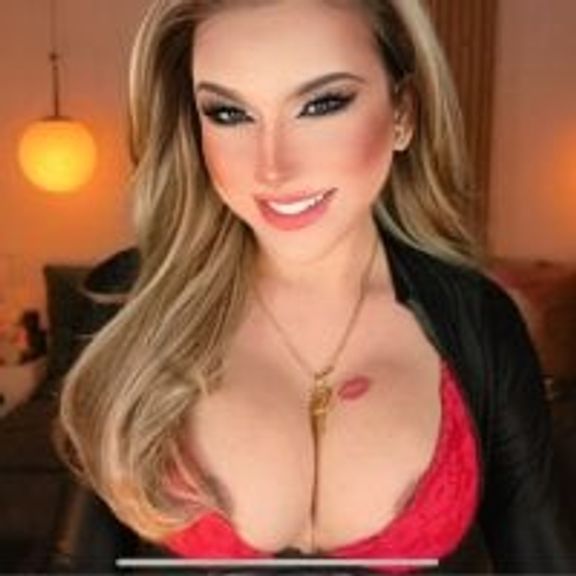 seductiveSophiaGoddess