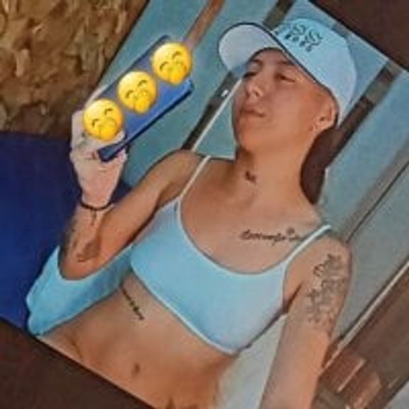 Karoll_horny_