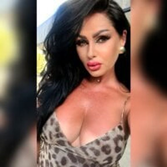 LauraGreen34