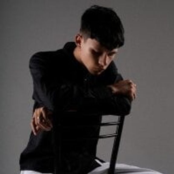 Axel_Night