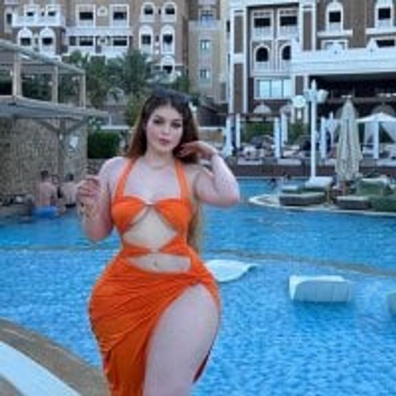 Hot_arabic_girl