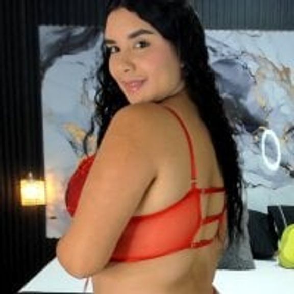 Emy_topless