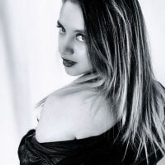 Valeria_de_leon
