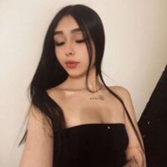 Scarlet_pinkk