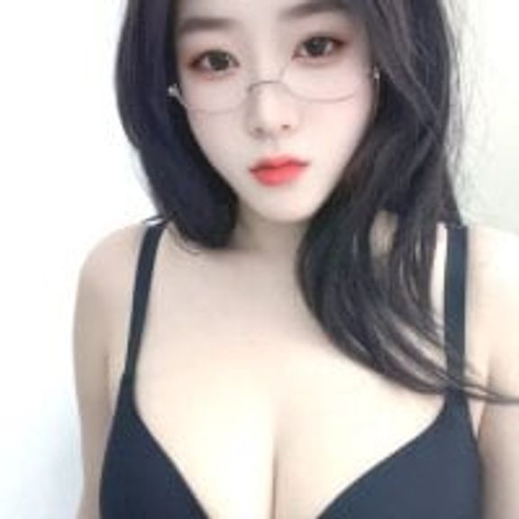 Emma880