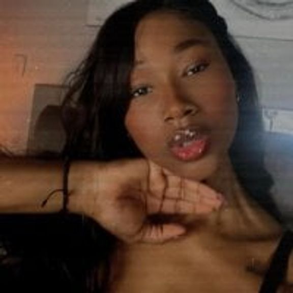 gisellejones1