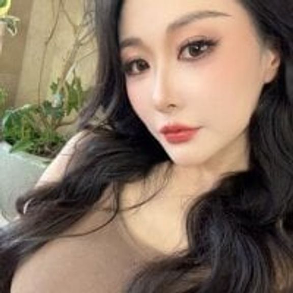 Nina8769