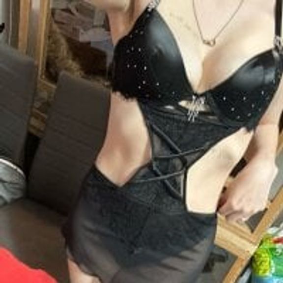 ademandjulia