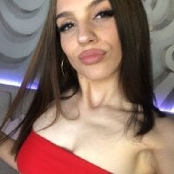 MelaniaTres