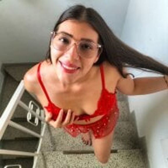 DaMikaela_