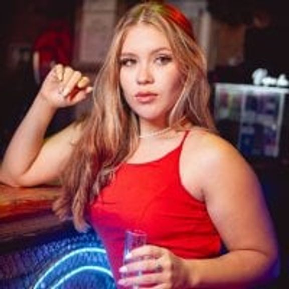BelaMiller_