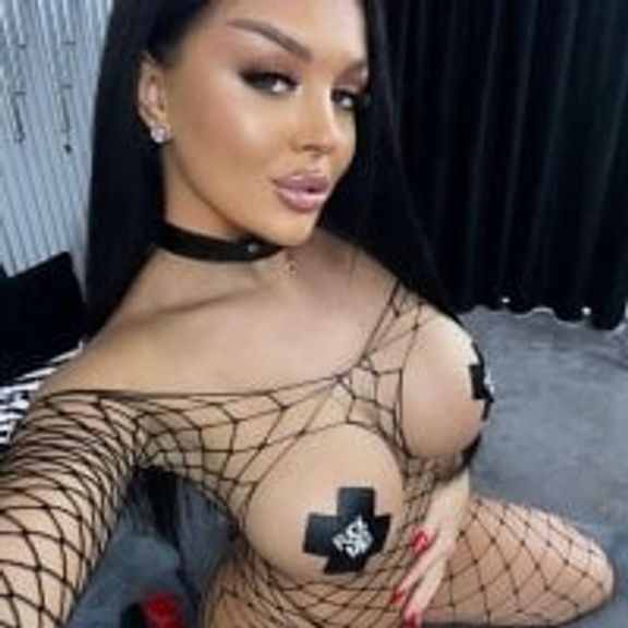 KenyaCruz