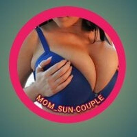MOM-SUN-COUPLE