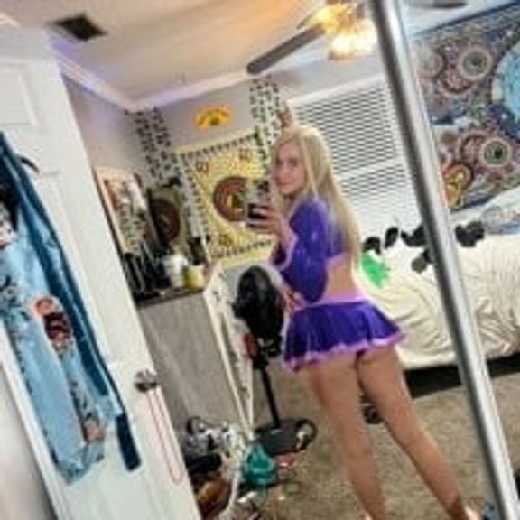 Kaylayoung12