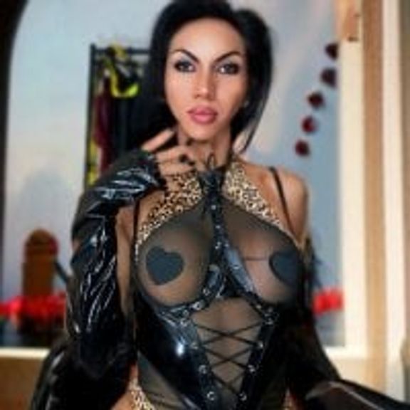 JadeScarlet_LoveLace