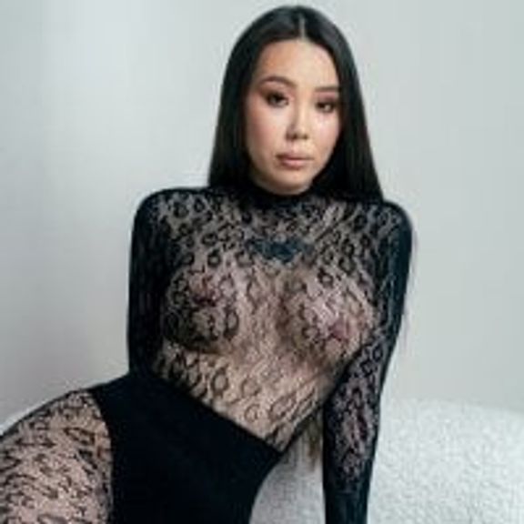 Asian_Asami