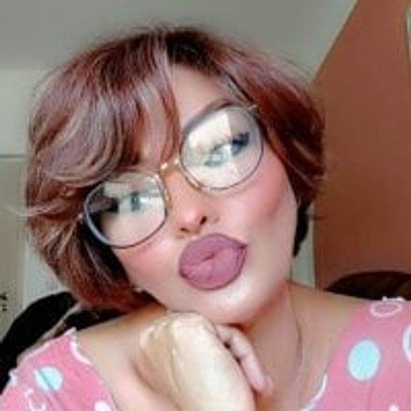 isabella-lips007