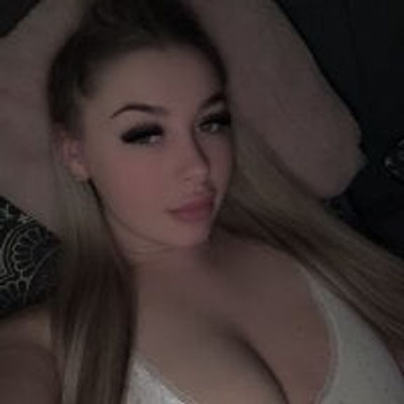 Billie-Blonde1