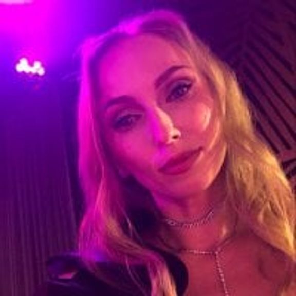 Alicia_Meov
