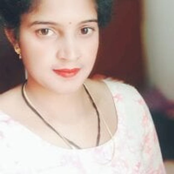 Chhaya_hot