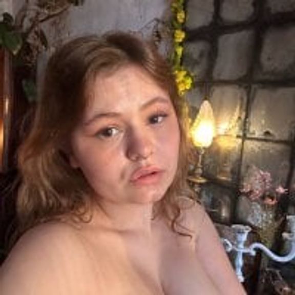 MoonIvy_