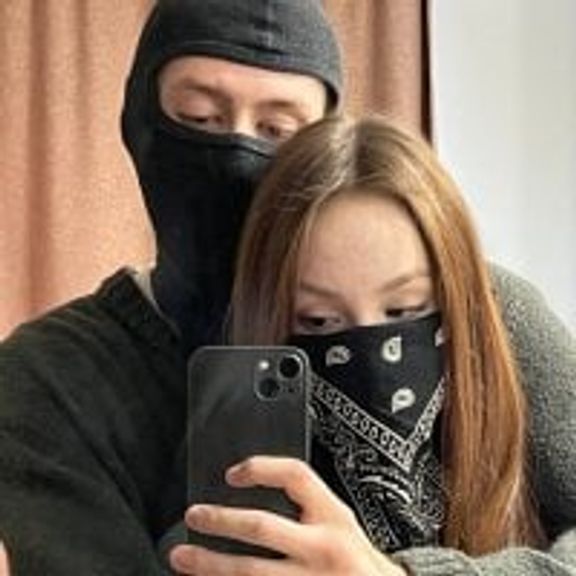 Emily_Daniel