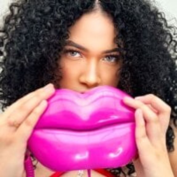 CurlySueXXX