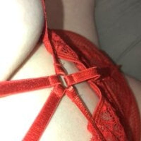 Horny-Hazel