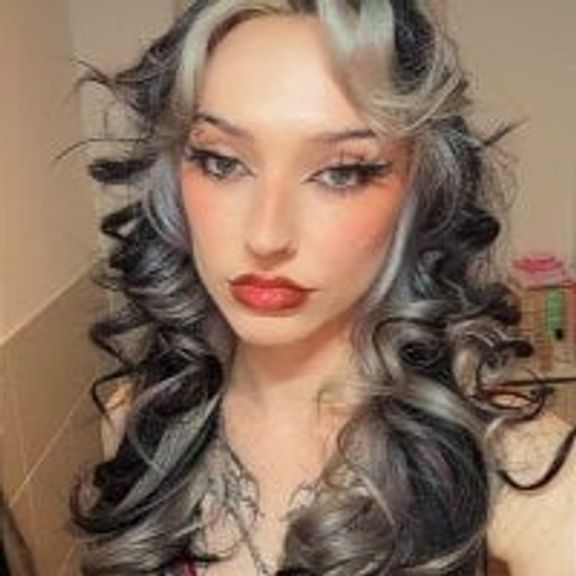 v4mpvixen