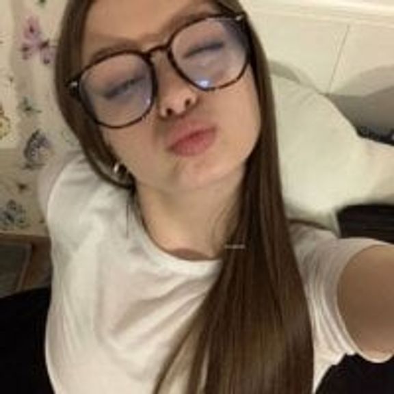LOVELY_BETTY_