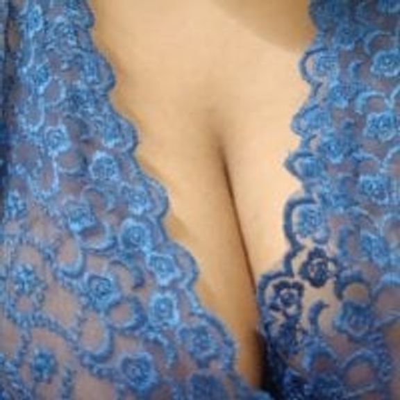 Elie_Sexy143
