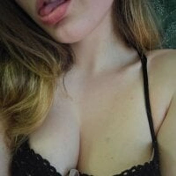 PlayfulMinxx