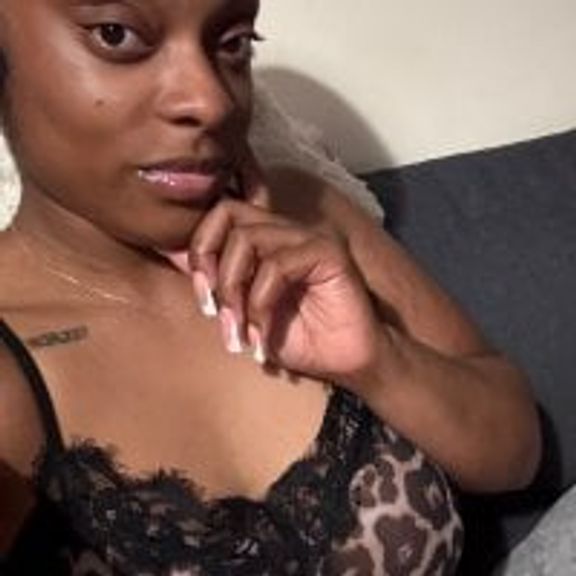 CurvyPrincessNae