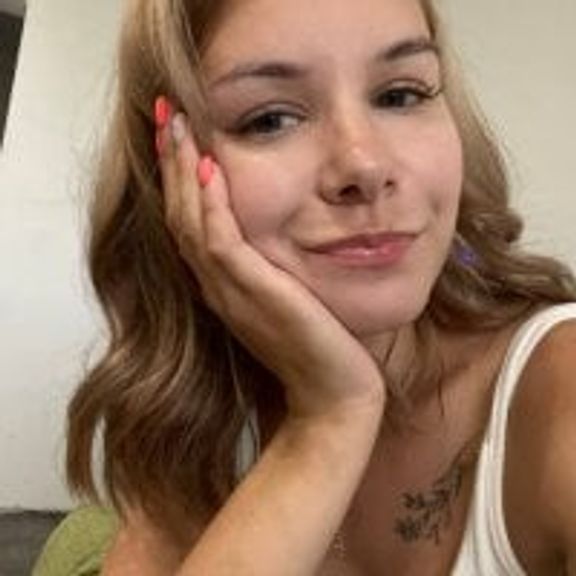 Emilia_Evanss