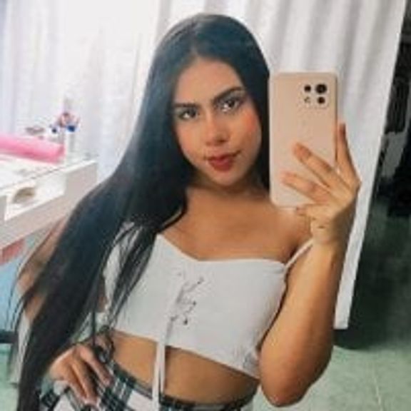 emmi_collinss