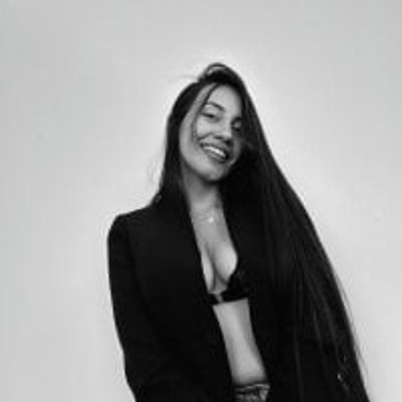 Nika_Hot
