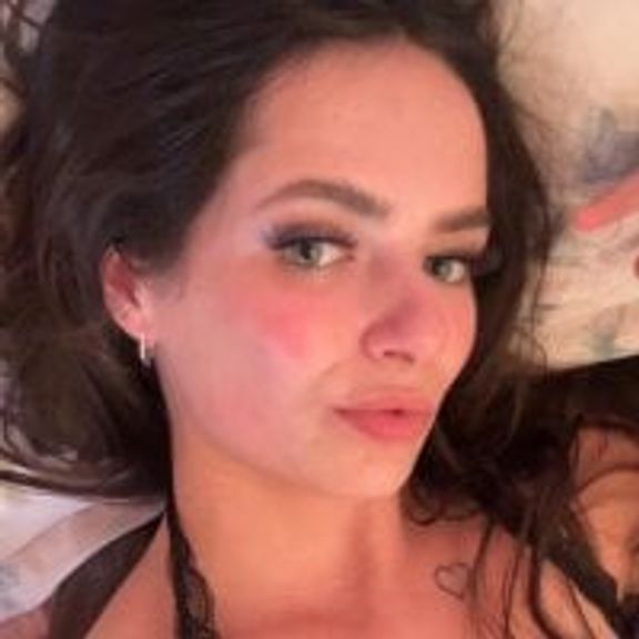 EllieluxxylXx