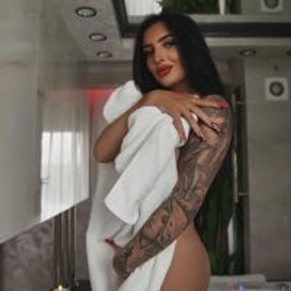 Lexi_Blazee