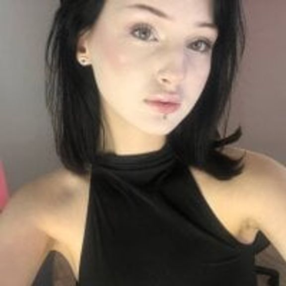 Shy_amia