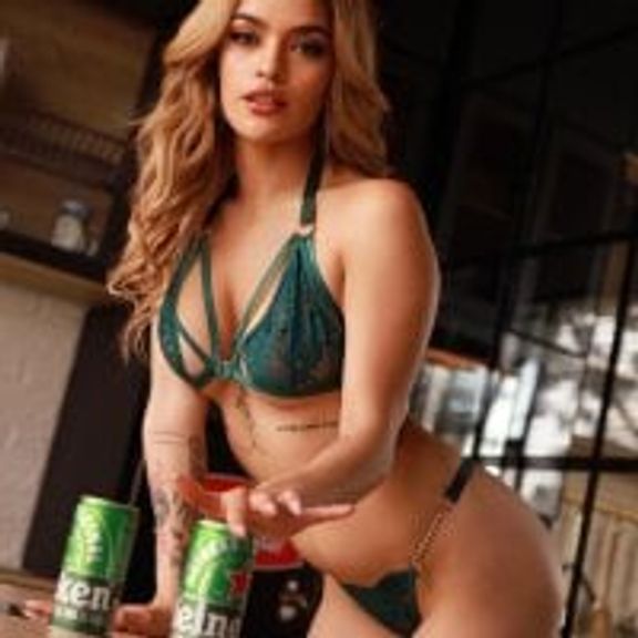 Sabrina_Rose1