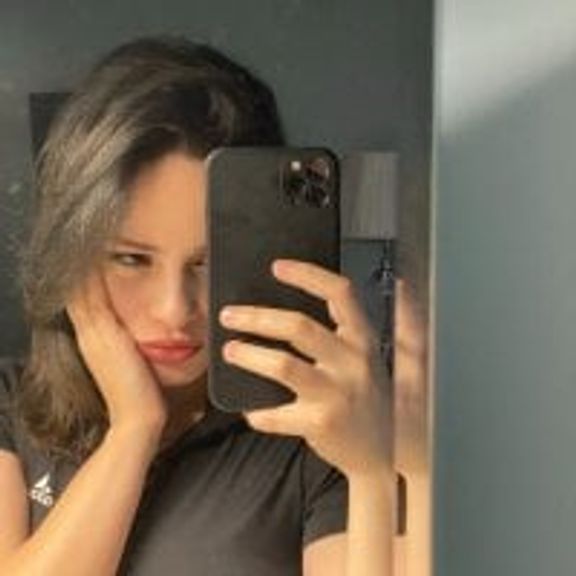 Mia_LAHIFAAA