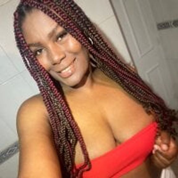 mia_nicole_